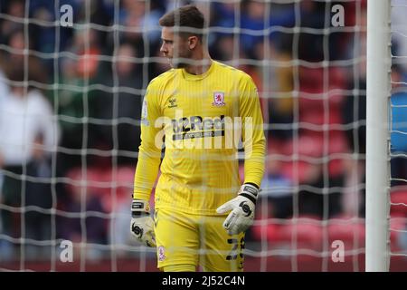 MIDDLESBROUGH, GROSSBRITANNIEN. APR 18. Luke Daniels von Middlesbrough während des Sky Bet Championship-Spiels zwischen Middlesbrough und Huddersfield Town am Montag, den 18.. April 2022 im Riverside Stadium, Middlesbrough. (Kredit: Mark Fletcher | MI News) Kredit: MI Nachrichten & Sport /Alamy Live News Stockfoto