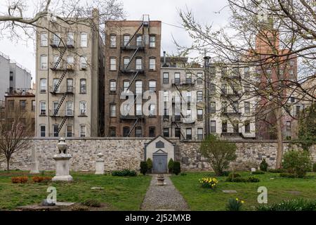 New York Marble Cemetery, 1830, East Village, New York, NY, USA. Stockfoto