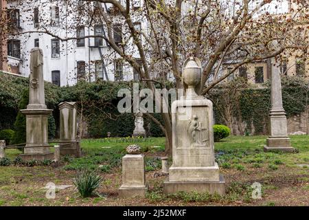 New York Marble Cemetery, 1830, East Village, New York, NY, USA. Stockfoto