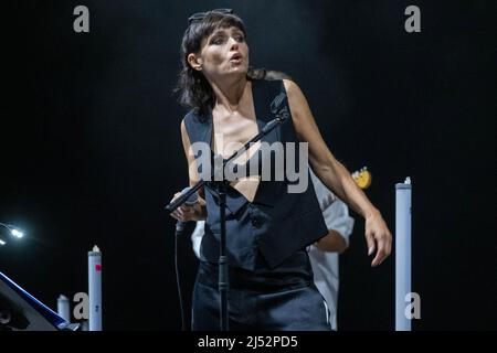 Verona, Italien. 30. Juni 2021. Bild zeigt Petra Magoni während der Aufführung am Teatro Romano in Verona zum Rumours Festival 2021 Stockfoto