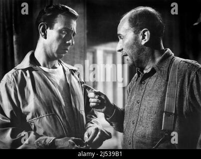 Jose Ferrer, Oskar Karlweis, am Set des Films, „Anything can Happen“, Paramount Pictures, 1952 Stockfoto