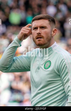 Anthony Ralston, Profifußballer, spielt für den Celtic FC, trainiert im Hampden Park, Glasgow, Schottland, Großbritannien Stockfoto