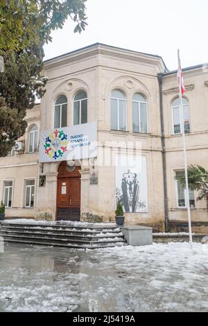 Kutaisi, Georgien - 17. März 2022: Kutaisi No 3 Public School. Stockfoto