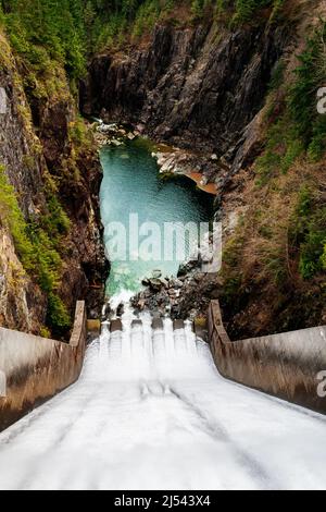 Nahaufnahme des Cleveland Dam in der Nähe von Vancouver in Kanada Stockfoto