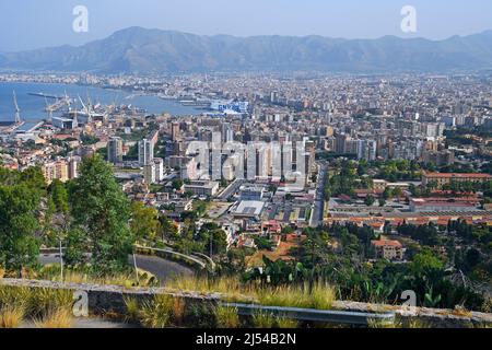 Blick vom Monte Pellegrino auf Palermo, Italien, Sicilia Stockfoto