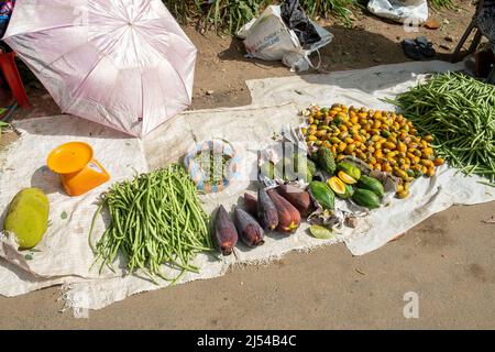 Alle Arten von asiatischen Gemüse auf einem Markt in Sri Lanka Stockfoto