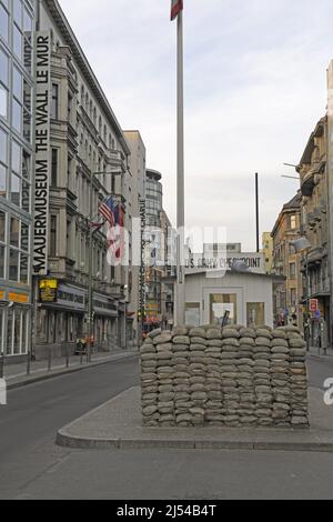 Ehemaliger Grenzkontrollpunkt für Diplomaten in Bwerlin, Friedichstraße, Checkpoint Charlie, Deutschland, Berlin Stockfoto