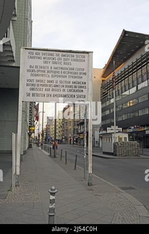 Ehemaliger Grenzkontrollpunkt für Diplomaten in Bwerlin, Friedichstraße, Checkpoint Charlie, Deutschland, Berlin Stockfoto