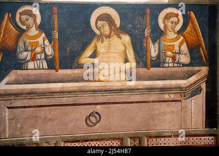 Die Auferstehung Jesu. Basilica di Santa Caterina d'Alessandria in Galatina ist ein nationales Denkmal im romanischen und gotischen Stil. Apulien, Italien. Stockfoto