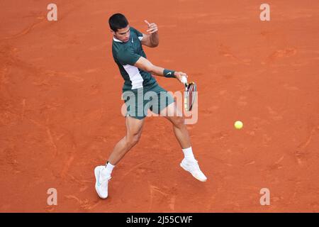 Barcelona, Spanien. 20. April 2022, Carlos Alcaraz während der Barcelona Open Banc Sabadell, spielte Conde de Godo Trophy im Real Club de Tenis Barcelona am 20. April 2022 in Barcelona, Spanien. (Foto von Bagu Blanco / PRESSINPHOTO) Stockfoto