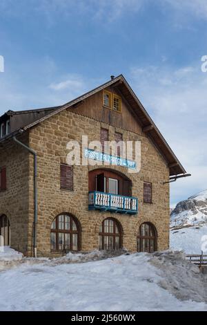 Passo Falzarego (Falzarego-Pass) im Winter, in den Dolden, in Venetien, Italien Stockfoto