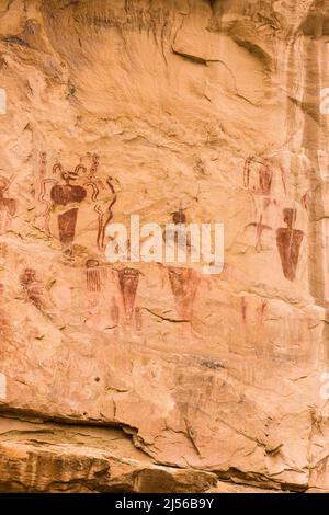 Die Steinkunsttafel des Sego Canyon in Utah wurde von den Menschen der archaischen Kultur im Stil des Barrier Canyon zwischen 1.500 und 4.000 gemalt Stockfoto