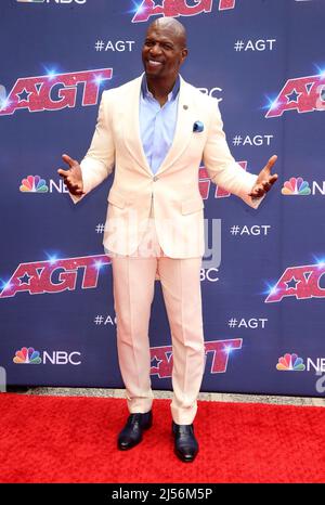 19. April 2022 – Pasadena, Kalifornien – Terry Crews. Ã¢â‚¬Å AmericaÃ¢â‚¬â„¢hat TalentÃ¢â‚¬Â Staffel 17 den Auftakt des Roten Teppichs im Pasadena Civic Auditorium erhalten. Stockfoto
