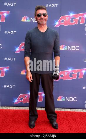 19. April 2022 – Pasadena, Kalifornien – Simon Cowell. â œAmericaâ hat Talentâ Saison 17 Kick-Off Red Carpet im Pasadena Civic Auditorium ausgetragen. (Kreditbild: © AdMedia) Stockfoto