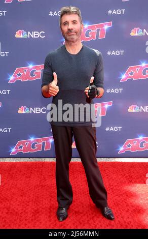 19. April 2022 – Pasadena, Kalifornien – Simon Cowell. â œAmericaâ hat Talentâ Saison 17 Kick-Off Red Carpet im Pasadena Civic Auditorium ausgetragen. Stockfoto
