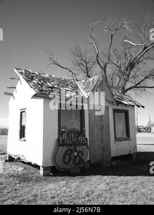 Adrian, Texas entlang der US Route 66. Auch bekannt als „Mittelpunkt von Route 66“ Stockfoto