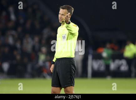 Angers, Frankreich - 20. April 2022, Schiedsrichter Johan Hamel während des Fußballspiels der französischen Ligue 1 zwischen SCO Angers und Paris Saint-Germain am 20. April 2022 im Raymond Kopa Stadion in Angers, Frankreich - Foto: Jean Catuffe/DPPI/LiveMedia Stockfoto