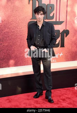 Los Angeles, USA. 20. April 2022. Anthony Ippolito beim Spaziergang auf dem roten Teppich bei der Los Angeles Premiere von Staffel 1 der Paramount Serie 'The Offer' in den Paramount Picturs Studios in Los Angeles, CA am 20. April 2022. (Foto von Scott Kirkland/Sipa USA) Quelle: SIPA USA/Alamy Live News Stockfoto