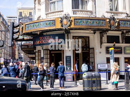 Foto zeigt: West End Theatres Shaftesbury Avenue to Kill a Mocking Bird Rafe Spall Bild von Gavin Rodgers/ Pixel8000 Stockfoto