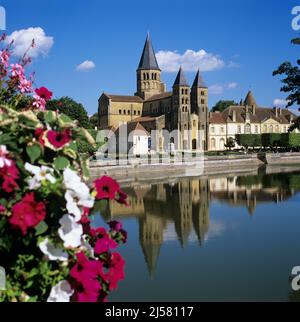 Die Basilika, Paray-le-Monial, Burgund, Frankreich, Europa Stockfoto