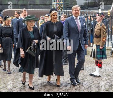 London, Großbritannien. 29. März 2022. Prinzessin Beatrix von den Niederlanden (r) mit König Willem-Alexander von den Niederlanden und Königin Maxima von den Niederlanden Stockfoto