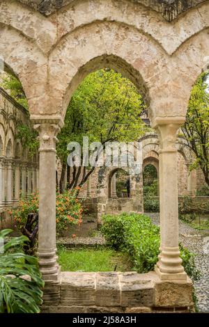 Kloster Chiesa San Giovanni degli Eremiti, Palermo, Sizilien, Italien Stockfoto