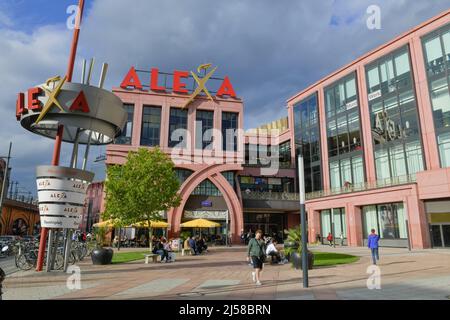 Kaufhäuser Alexa, Grunerstrasse, Mitte, Berlin, Deutschland Stockfoto