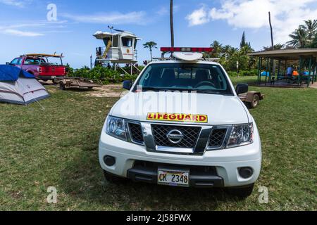 Die Rettungswache und das Rettungsfahrzeug am Haena Beach auf Kauai, Hawaii. Stockfoto