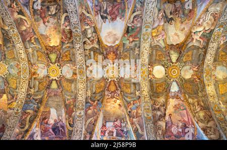 VALENCIA, SPANIEN - 17. FEBRUAR 2022: Das barocke Deckenfresko in der Kirche Iglesia San Nicolas von Antonio Palomino und Dioni Vidal (1700). Stockfoto