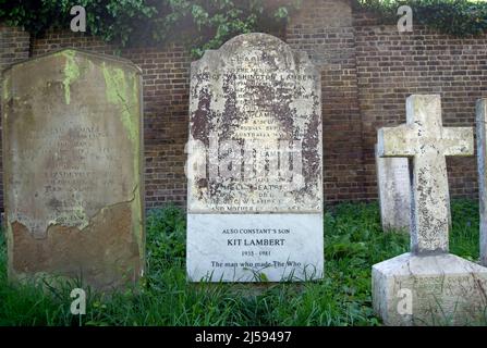 Grabstein, das Mitglieder der familie lambert aufgenommen hat, darunter Komponist Constant und Rockband Manager Kit, auf dem friedhof von brompton, london, england Stockfoto