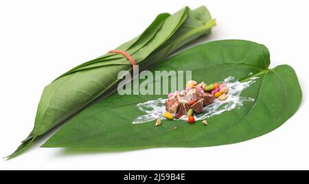 Betel Blatt und seine Gewürze Populärkultur in Südostasien Stockfoto