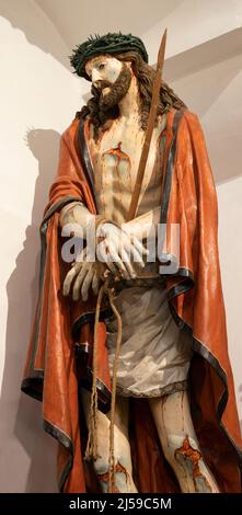 Monopoli - die barocke Statue des gequälten Jesus - 'Ecce Homo' in der Kirche Chiesa di San Franceso d Assisi von Giovanni Battista Drago aus dem 18. Jh. Stockfoto