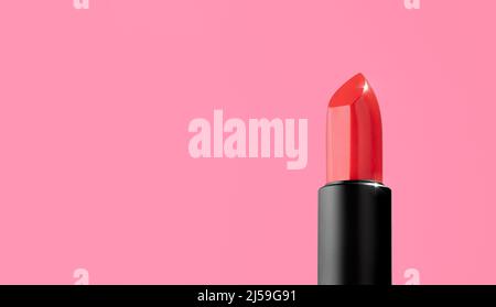 Ein leuchtend roter Lippenstift in einem schwarz-matten Etui auf einem rosa Hintergrund. Dekorative Kosmetik auf einem leuchtend rosa Hintergrund. Gesichtskosmetik, Mode, Make-up. Stockfoto