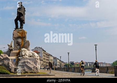 Turin, Italien 11/05/2008: Denkmal für Giuseppe Garibaldi. © Andrea Sabbadini Stockfoto