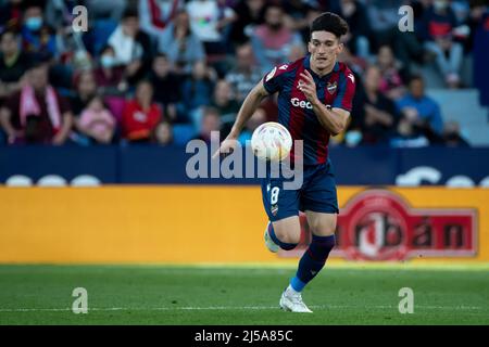 Valencia, Spanien, 21. April 2022. Jose Luis Garcia Vaya, Pepelu von Levante UD während des La Liga-Spiels zwischen Levante ud und Sevilla FC Foto von Jose Miguel Fernandez /Alamy Live News ) Stockfoto