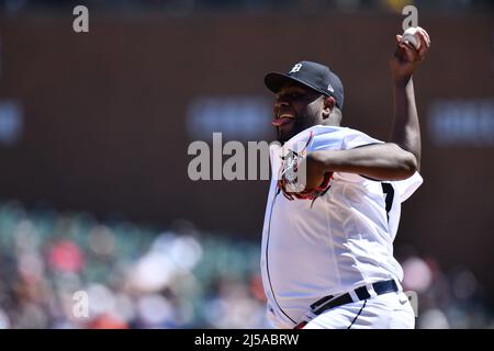 Detroit, USA. 21. April 2022. DETROIT, MI - 21. APRIL: Detroit Tigers SP Michael Pineda (56) in Aktion während des Spiels zwischen New York Yankees und Detroit Tigers am 21. April 2022 im Comerica Park in Detroit, MI (Foto von Allan Dranberg/CSM) Quelle: CAL Sport Media/Alamy Live News Stockfoto