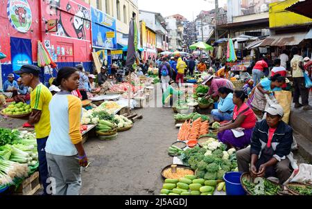 Der lebhafte Analakely Markt in Antananarivo, Madagaskar. Stockfoto