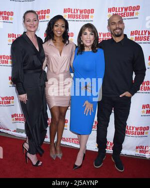 Los Angeles, USA. 21. April 2022. Sharon Case, Mishael Morgan, Kate Linder und Bryton James im Hollywood Museum ehren Kate Linder für ihre 40-jährige Karriere bei ÔThe Young and the RestlessÕ, die am 21. April 2022 im Hollywood Museum in Los Angeles, CA, stattfand. © Janet Gough / AFF-USA.COM Quelle: AFF/Alamy Live News Stockfoto