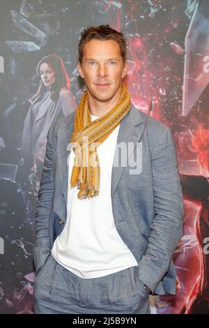 Berlin, Deutschland. 21. April 2022. Der Schauspieler Benedict Cumberbatch ist bei der Fotoaufnahme des Films „Doctor Strange in the Multiverse of Madness“ im Ritz-Carlton Hotel. Quelle: Gerald Matzka/dpa/Alamy Live News Stockfoto