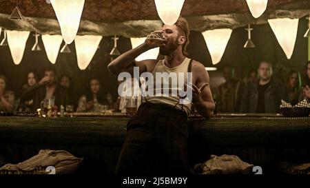 PABLO SCHREIBER in AMERICAN GODS (2017), Regie BRYAN FULLER. Kredit: STARZ / Album Stockfoto