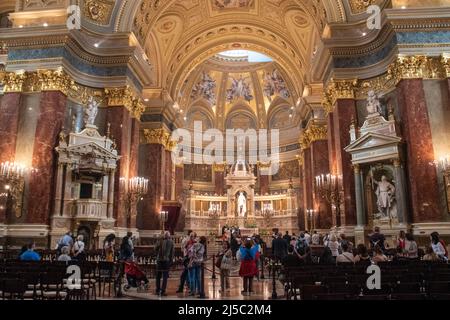 Hauptaltar in der St.-Stephans-Basilika, Budapest, Ungarn. Stockfoto