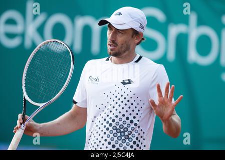 Belgrad, Serbien, 20.. April 2022. John Millman aus Australien reagiert während des Spiels gegen Miomir Kecmanovic aus Serbien am dritten Tag des ATP 250 Turniers Serbia Open im Novak Tennis Center in Belgrad, Serbien. 20. April 2022. Kredit: Nikola Krstic/Alamy Stockfoto