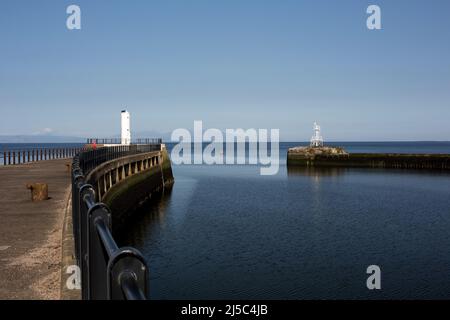 Hafeneinfahrt in der Stadt Ayr im Südwesten Schottlands Stockfoto