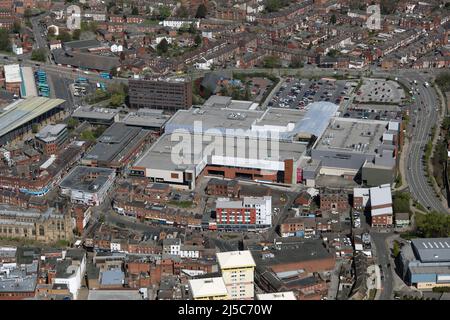 Luftaufnahme des Trinity Walk Shopping Centers im Stadtzentrum von Wakefield, West Yorkshire Stockfoto