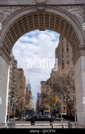 Der Washington Square Arch im Washington Square Park Manhattan, New York USA Stockfoto