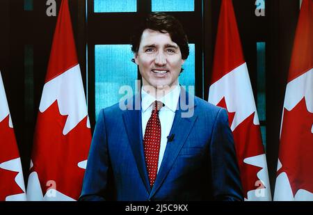 Kanadas Premierminister Justin Trudeau spricht während der Invictus-Spiele in Den Haag, Niederlande, über einen aufgezeichneten Videolink. Bilddatum: Freitag, 22. April 2022. Stockfoto