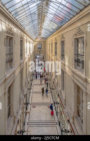 Die Passage de la Pommeraye ist ein berühmter Ort in Nantes. Es ist eine Einkaufspassage, die im 19.. Jahrhundert erbaut wurde Stockfoto