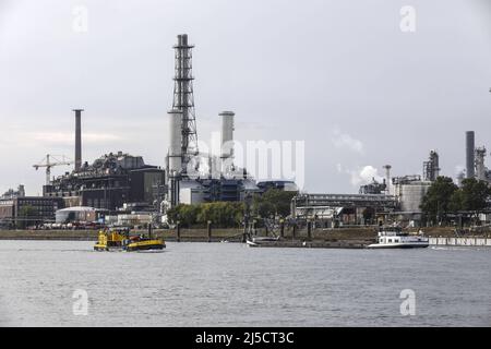 Ludwigshafen, DEU, 02.10.2020 - Blick auf das BASF-Werk in Ludwigshafen. Die BASF SE mit Sitz in Ludwigshafen am Rhein ist das vertriebsmäßig größte Chemieunternehmen der Welt. [Automatisierte Übersetzung] Stockfoto