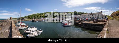 Hafen in Dunure an der schottischen Küste von Ayrshire Stockfoto