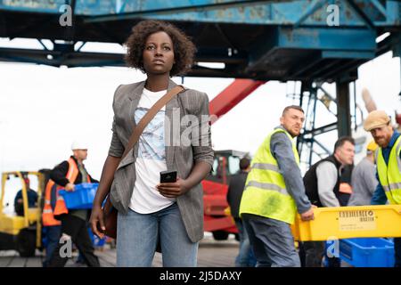 Das Jahr 355 : 2022 USA Regie : Simon Kinberg Lupita Nyong'o Stockfoto